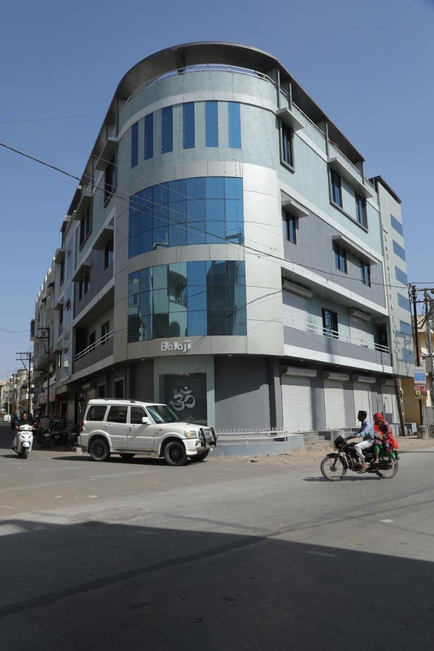 Hotel Balaji Palace Porbandar Eksteriør billede